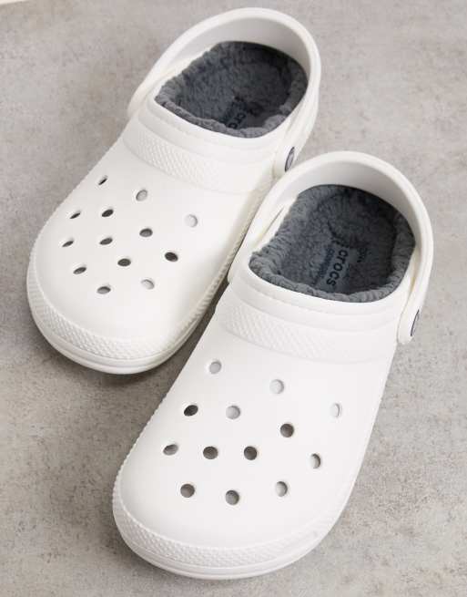 white fuzzy lined crocs