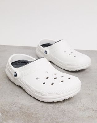 Crocs classic fur lined clogs in white 