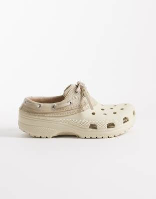 Crocs - Classic Islander - Clogs in Knochenweiß