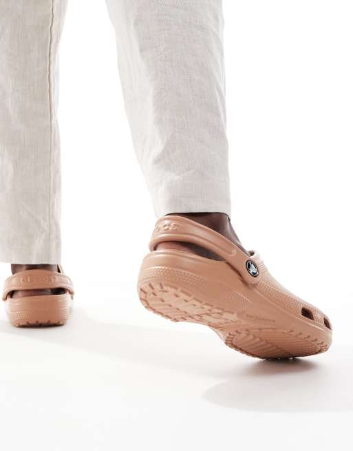 Crocs – Classic – Korkbruna tofflor, 4 av 4