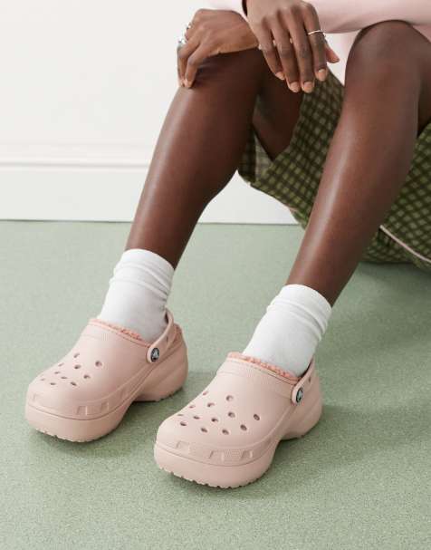 Crocs - Classic - Lyserøde og forede flatform-clogs - view 1
