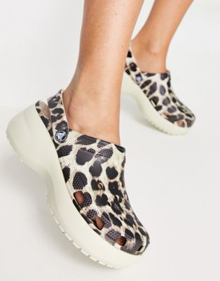 Crocs classic platform clogs in leopard print mix