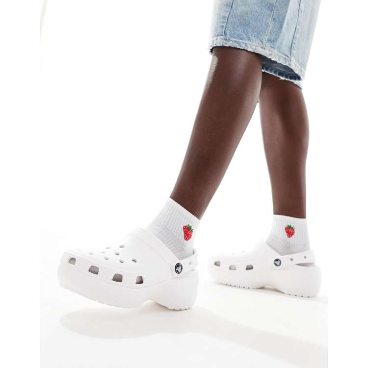 Platform cheap crocs white