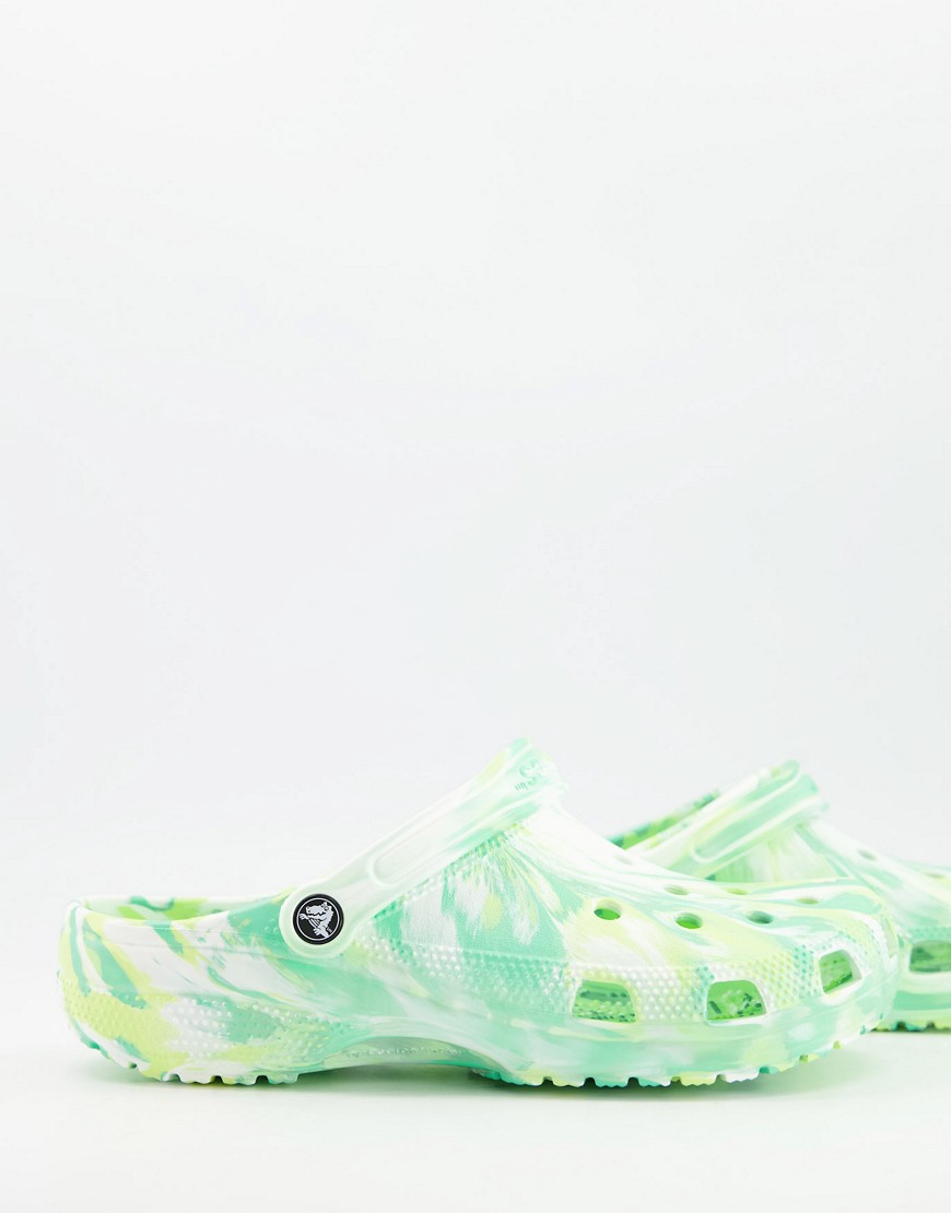 Crocs - Classic - Schoenen met marmeren ruimteprint in groen-Zwart