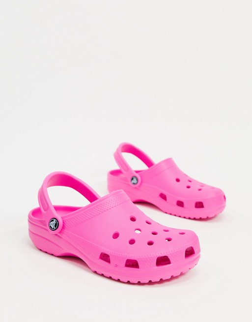 Crocs classic shoe in pink