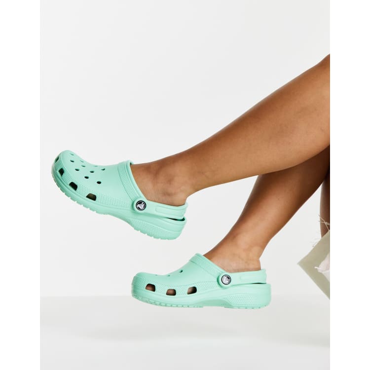 New mint best sale crocs womens