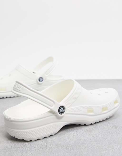 Crocs classic shoes in white