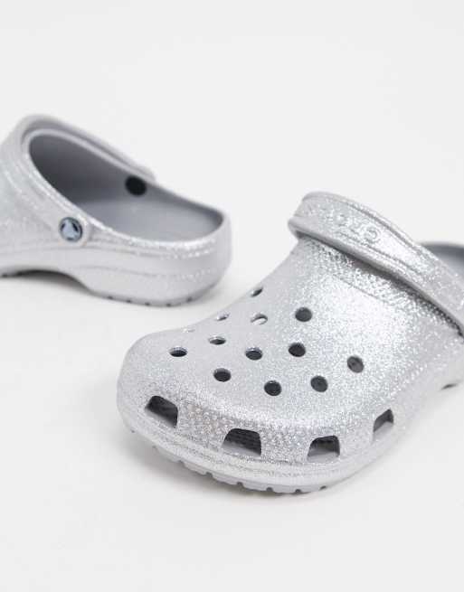 Crocs - Classic - Sølvfarvede glitrende clogs, 4 af 4