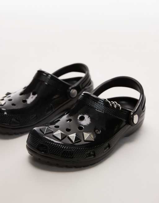 Crocs classic studded clogs in black, 2 of 4