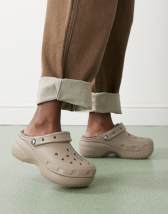 Crocs Classic clogs in dragon fruit