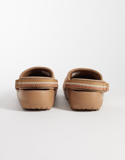 Crocs Crafted træsko i sepia-brun, 4 af 4