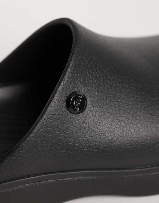 Crocs Dylan Clogs mit Aussparung in Schwarz, 3 von 4