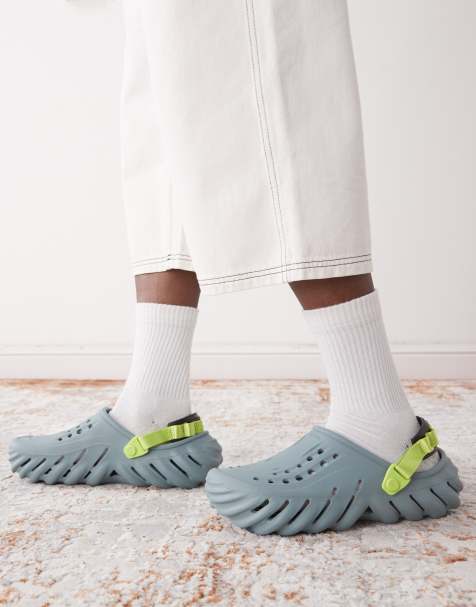 Crocs Echo clog in moss - view 1