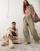 Thumbnail 1 van 4