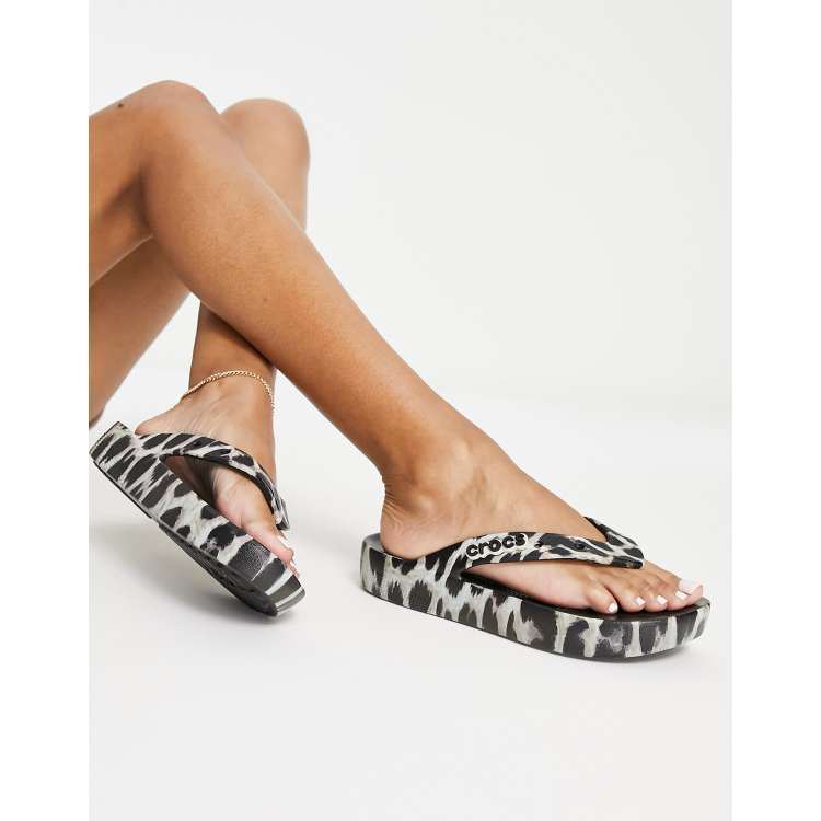 Leopard skin hot sale flip flops