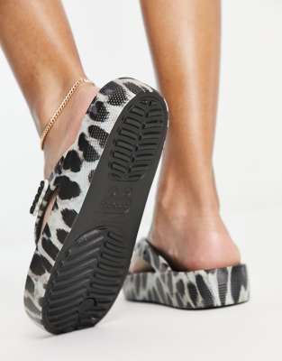 crocs leopard sandals