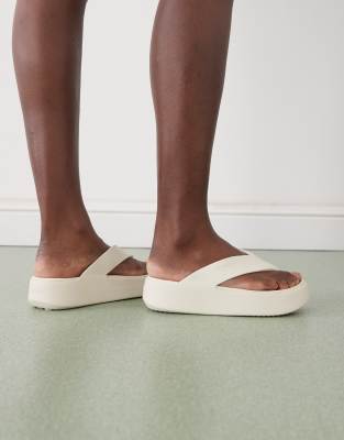 Crocs Getaway Platform Flip Flops In White