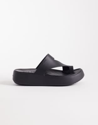 Crocs Getaway Platform Toe Loop Sandals In Black