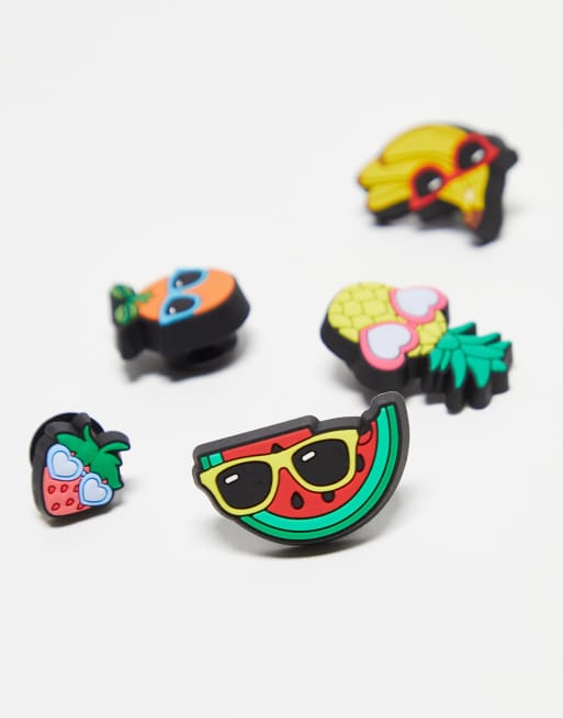 https://images.asos-media.com/products/crocs-jibbitz-cute-fruit-with-sunnies-5-pack/203987792-3?$n_640w$&wid=513&fit=constrain