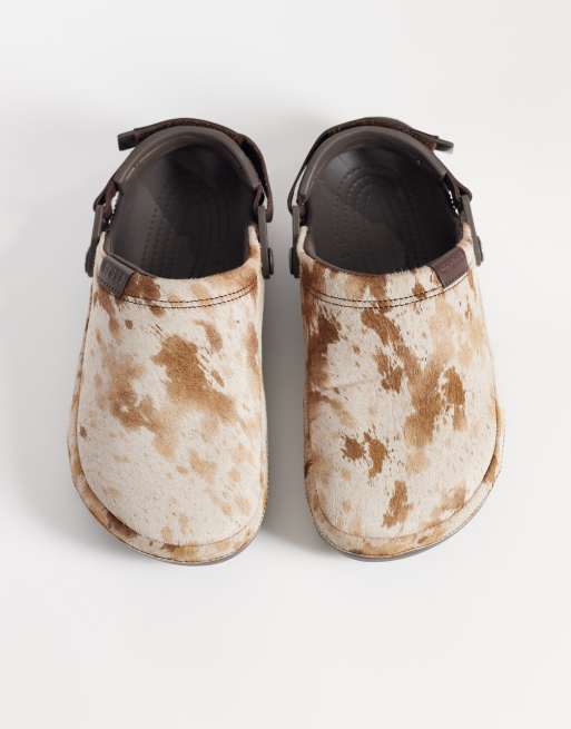 Crocs klapki typu clog z włosia kucyka we wzór krowy, 2 z 4