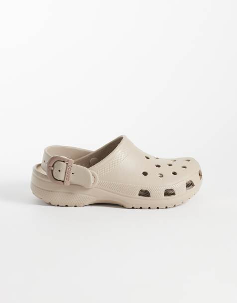 Crocs – Klassische Clogs in Braun mit Schnallen - view 1