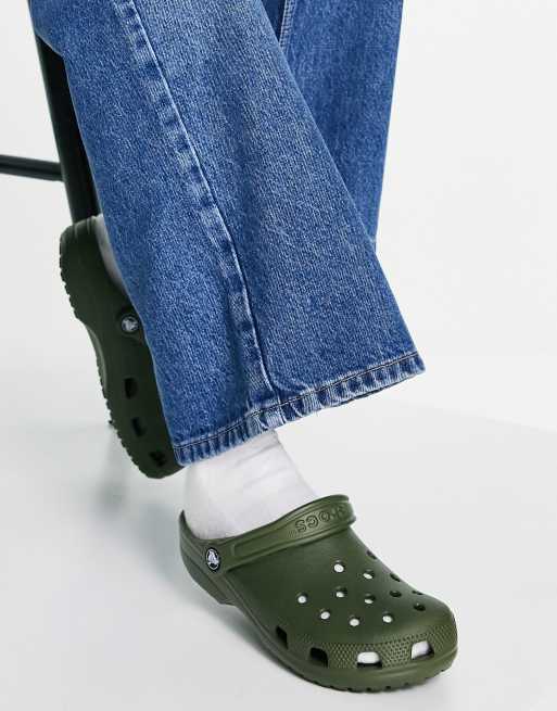Crocs – Klassischer Schuh in Khaki