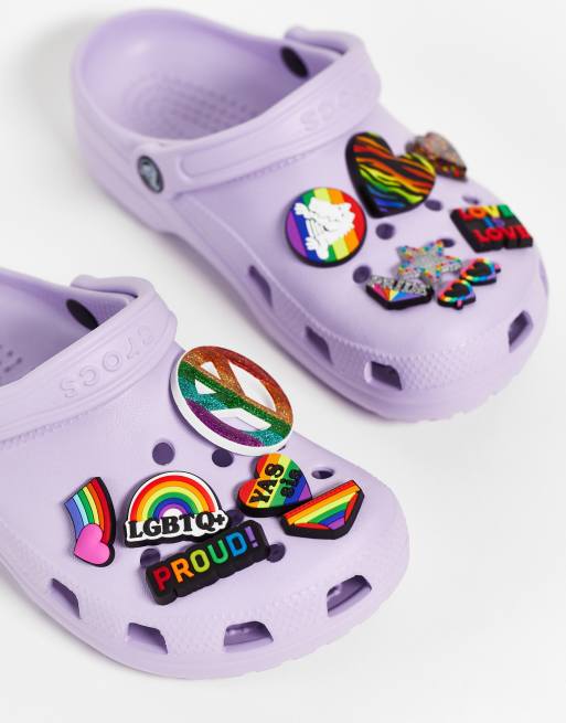 Crocs - Love is Love - Lot de 13 breloques jibbitz