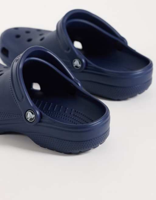 Crocs – Marinblå klassiska tofflor i unisex-modell, 4 av 4