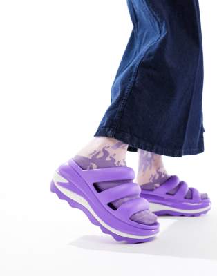 Crocs Crocs Mega crush 3 strap sandals in galaxy-Purple