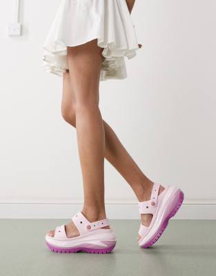 Crocs - Mega Crush - Sandalen in Hortensienrosa