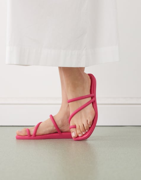 Crocs Miami toe loop sandal in pink - view 1