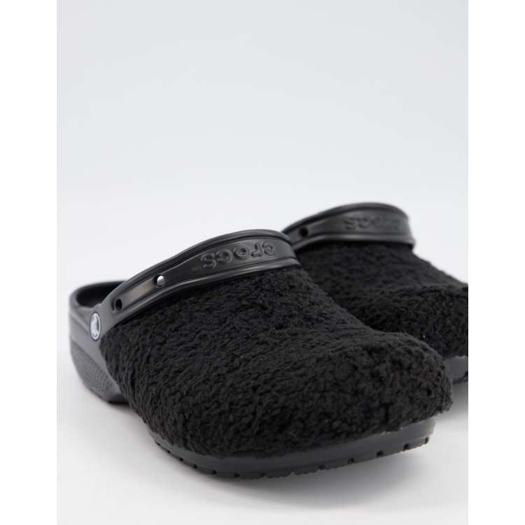 Crocs with outlet fur black
