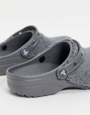 crocs furry clogs