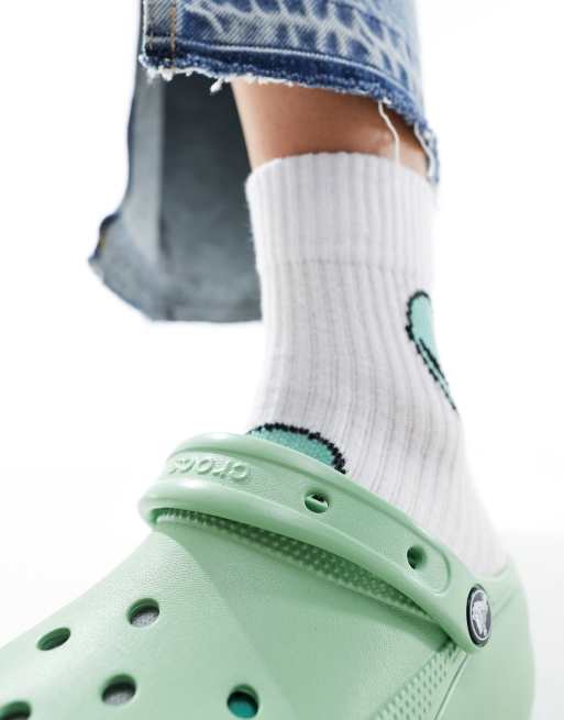 Crocs – Pastelowozielone klasyczne chodaki na platformie, 2 z 4