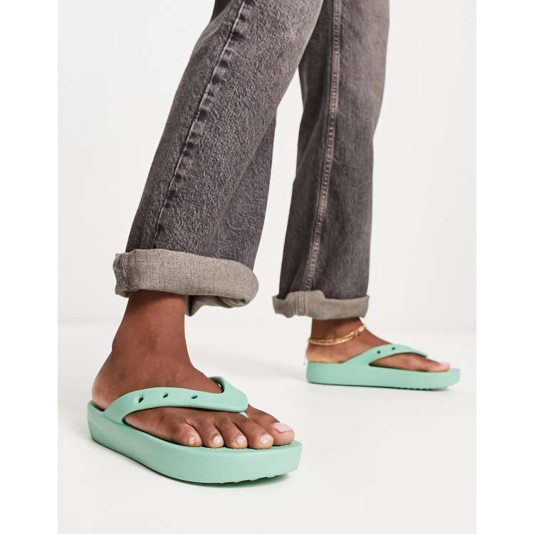 Crocs platform 2025 flip flops