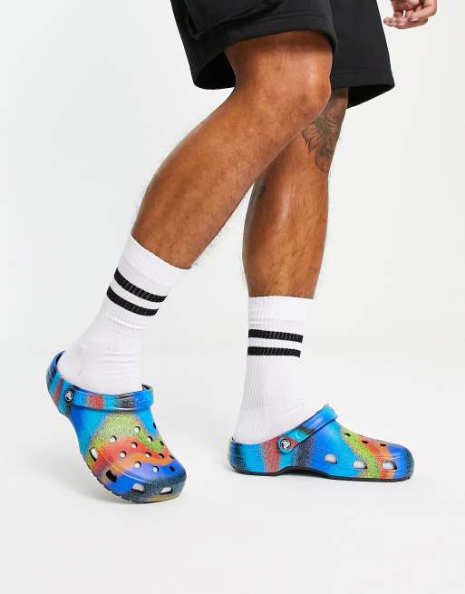 Crocs - Sabots classiques à imprimé effet vaporisé - Multicolore