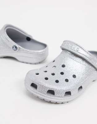 crocs argenté