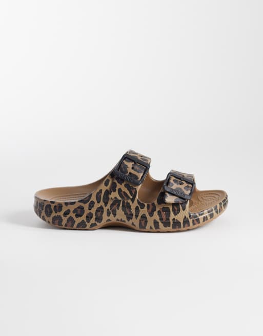Crocs – Saturday – Sandalen mit Leopardenmuster, 3 von 4