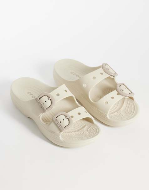 Crocs - Saturday - Sandalias color frapé con hebilla esmaltada - view 1