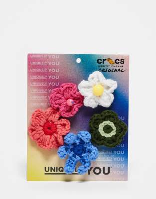Crocs - Set mit gehäkelten Jibbitz-Ansteckern im Blumen-Design-Bunt