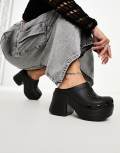 Crocs Siren clogs in black