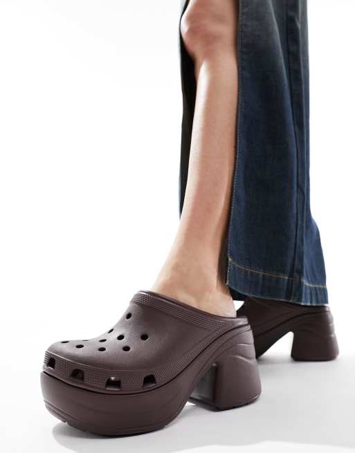  Crocs Siren stacked clogs in brown