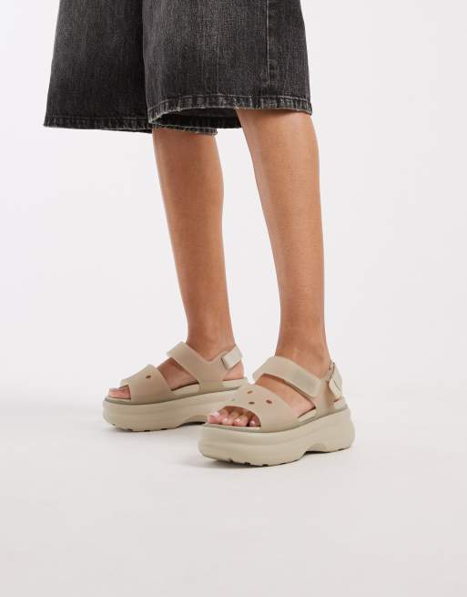 Crocs - Soho Frosted - Sandali beige con plateau, 3 di 4