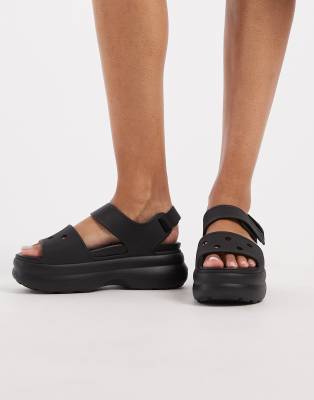 Crocs - Soho - Sandalen in Schwarz mit Plateausohle