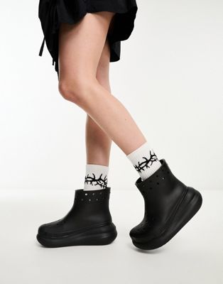 Crocs Classic crush boot in black
