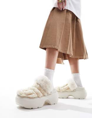 Crocs Stomp Quilted Clog In Neutral