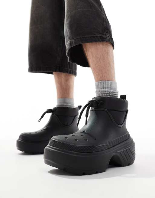 Crocs Stomp puff boots in black | ASOS