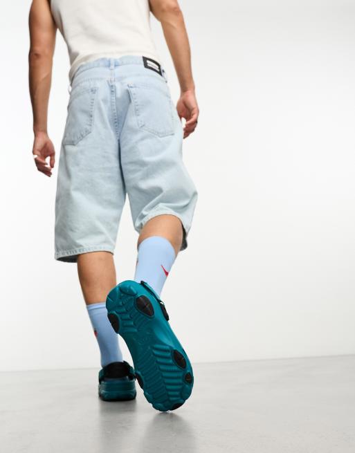 Crocs terrain clogs in blue ASOS