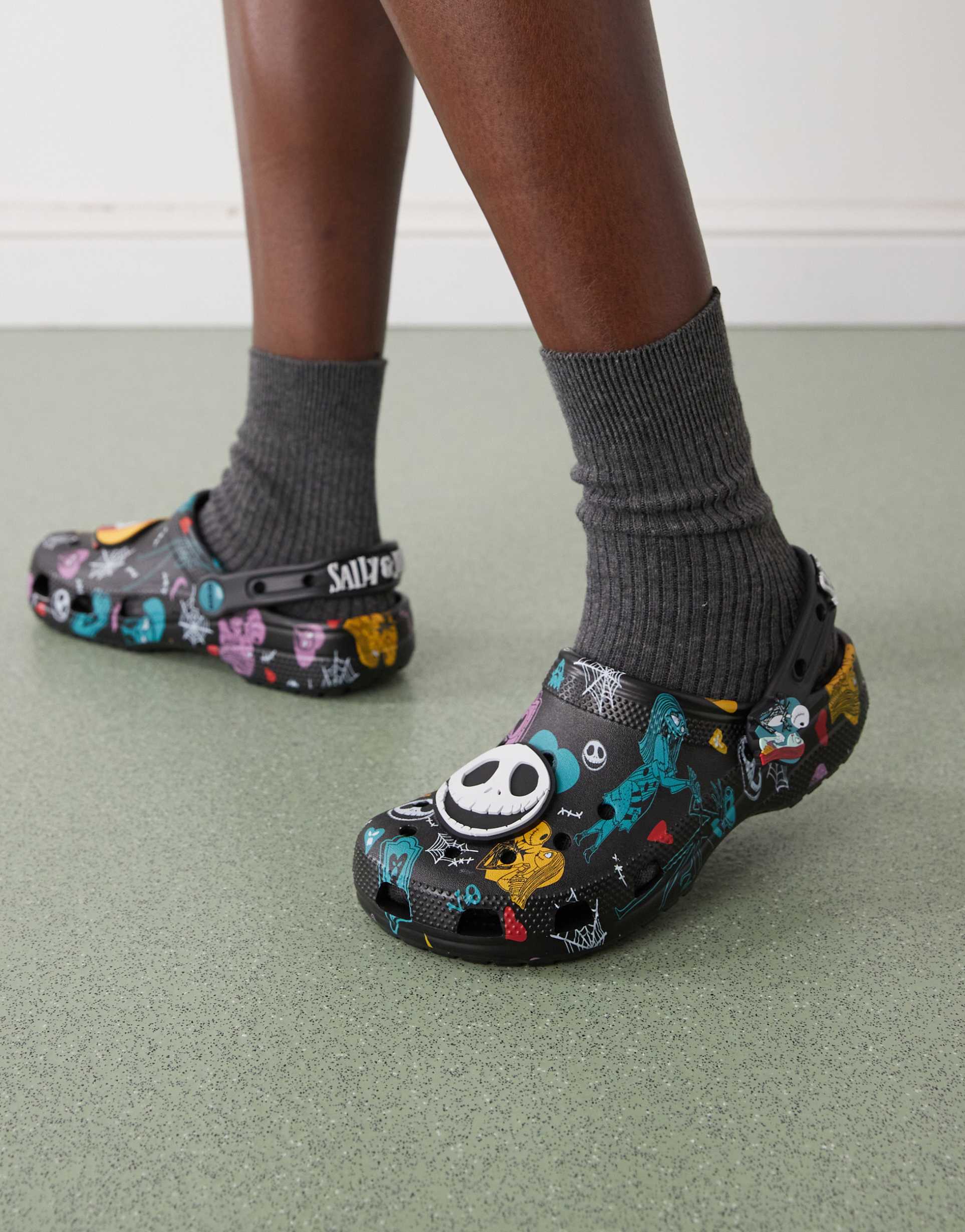 crocs the nightmare before christmas clogs