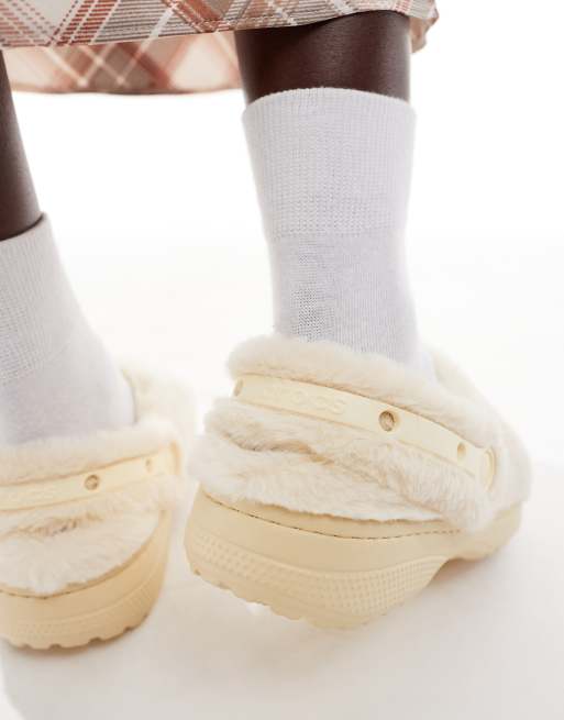 Crocs Unfurgettable clogs in vanilla